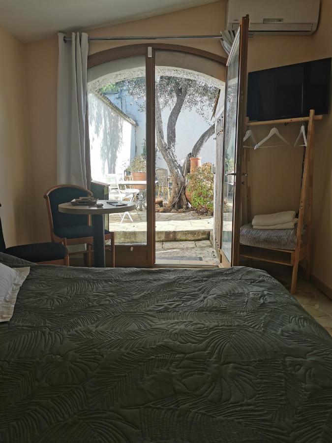 Site Machambreencamargue โวแวร์ ภายนอก รูปภาพ