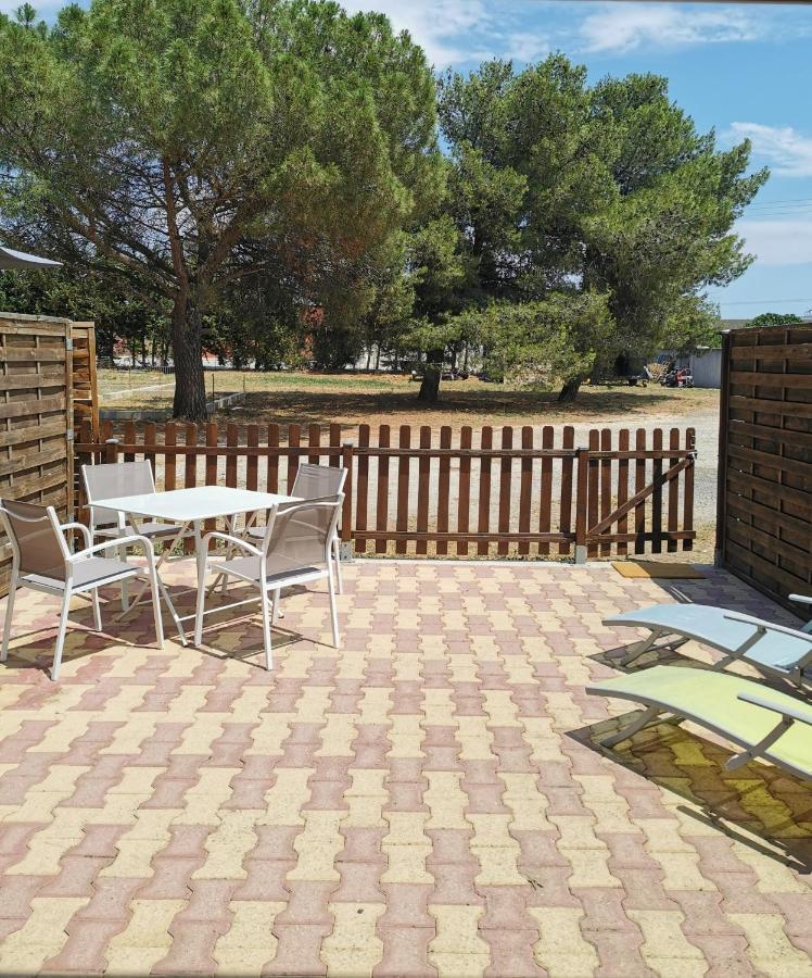 Site Machambreencamargue โวแวร์ ภายนอก รูปภาพ
